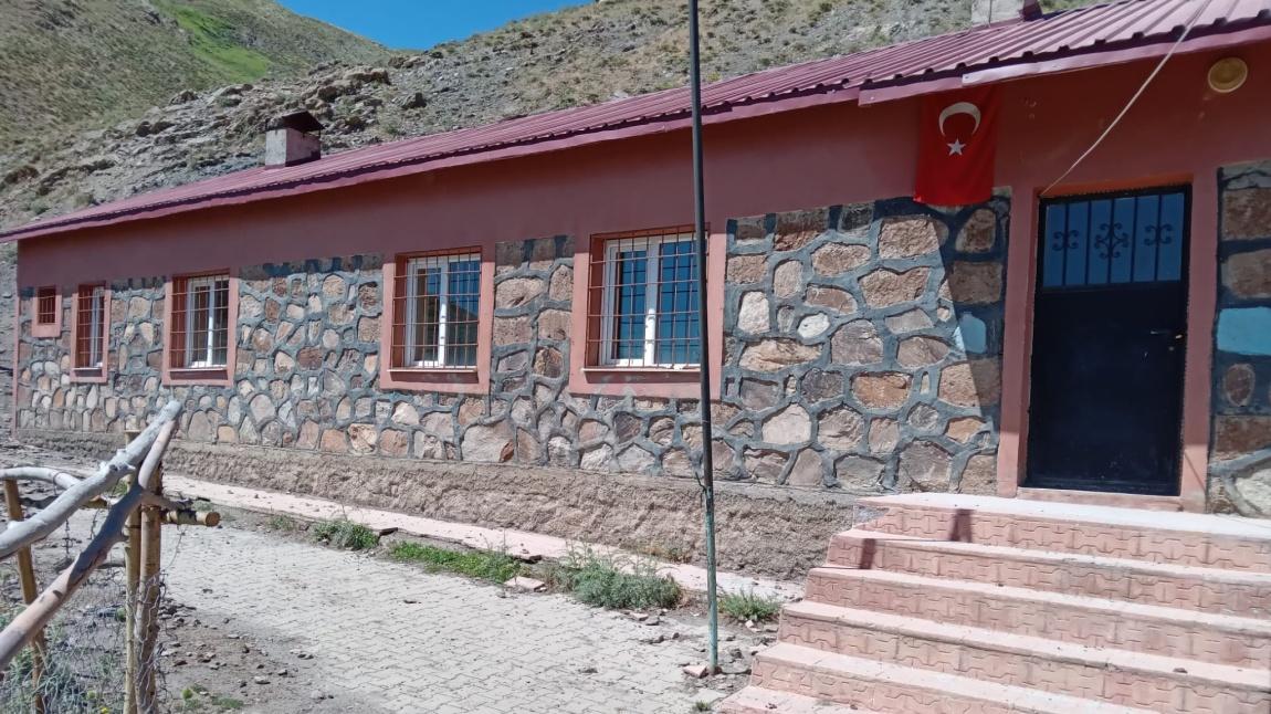 Elmacık Köyü İlkokulu Fotoğrafı